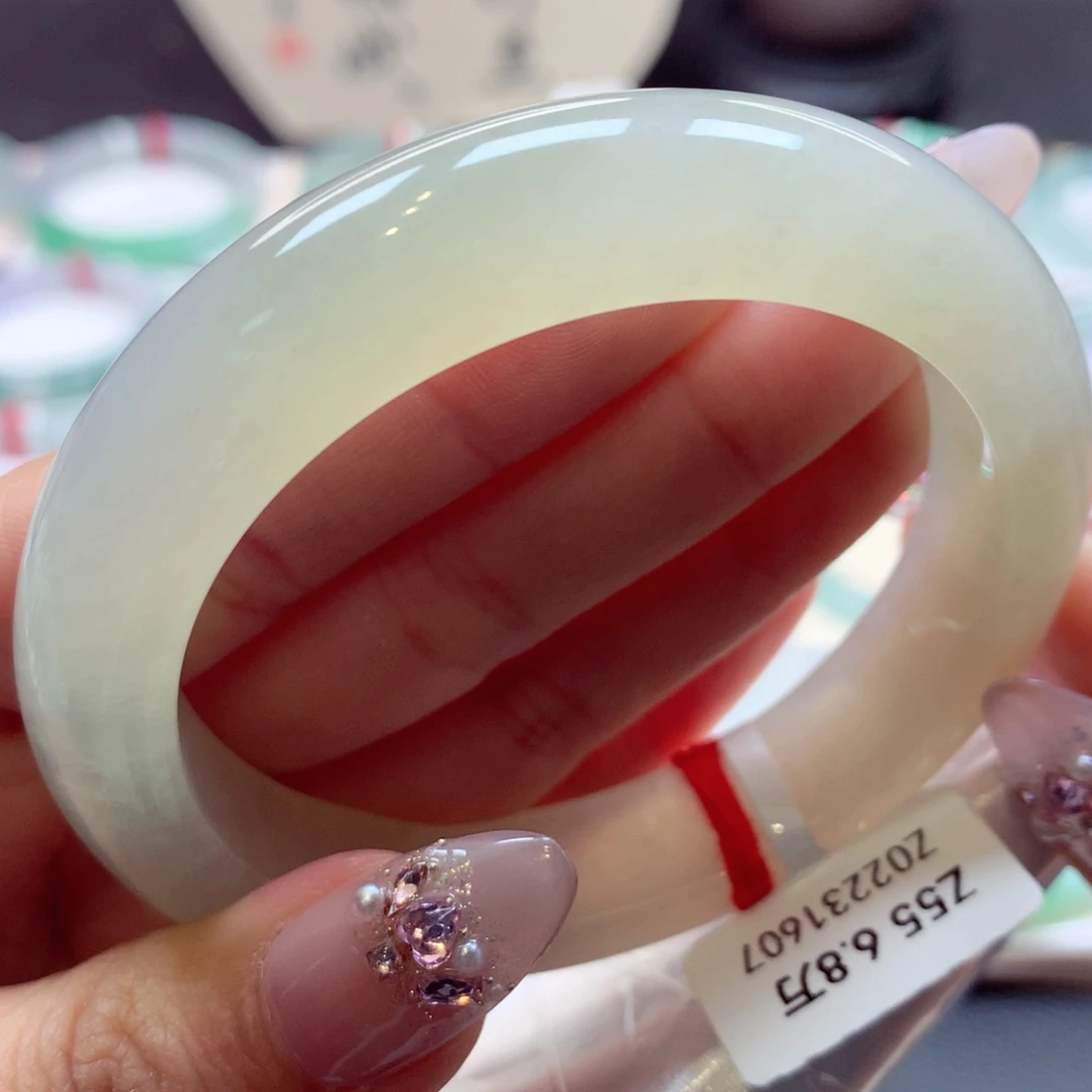 翡翠手镯未镶嵌52翡翠手镯99