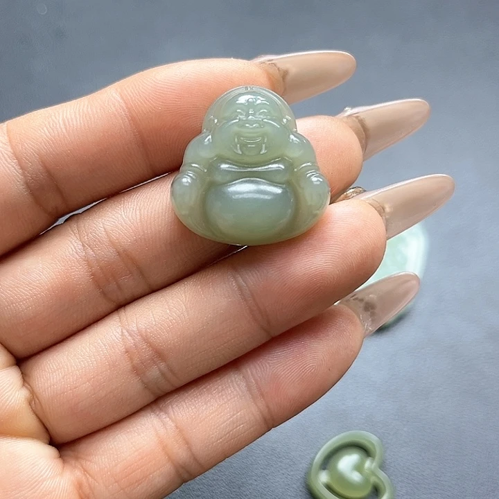 【闪购商品】颈饰未镶嵌和田玉＠****＊