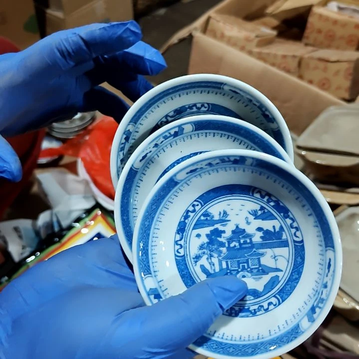 摆件陶瓷盘子碗啥都有