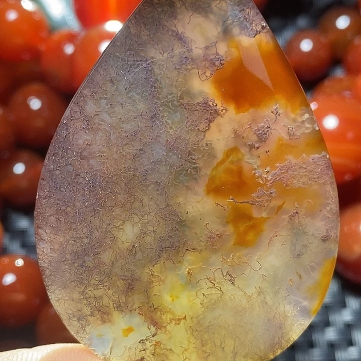 来***缘玛瑙/玉髓颈饰未镶嵌