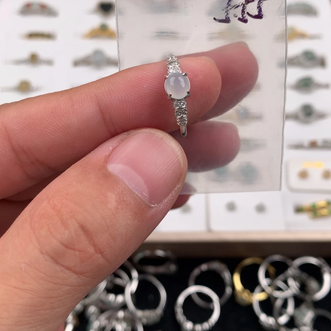 未镶嵌戒指翡翠555