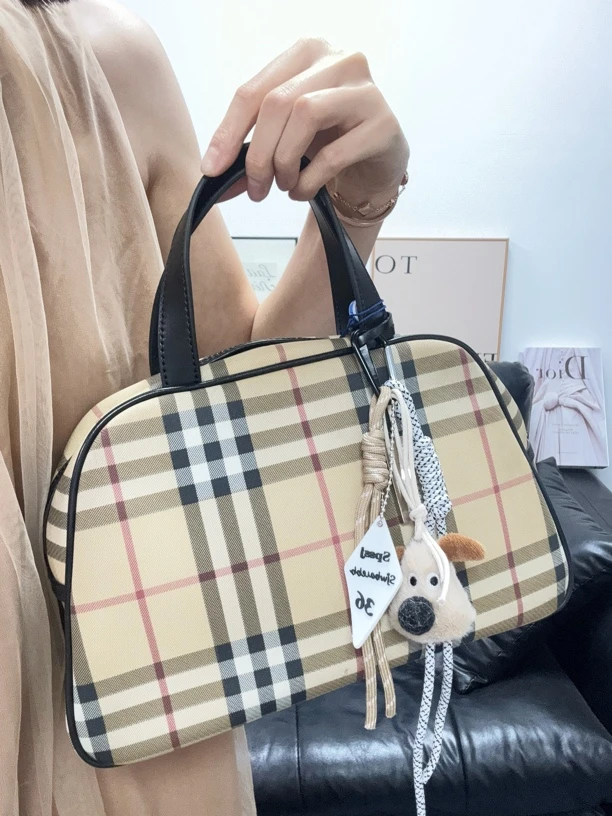 95新 BURBERRY/博柏利 经典格纹波士顿 手提包/秋境 05096
