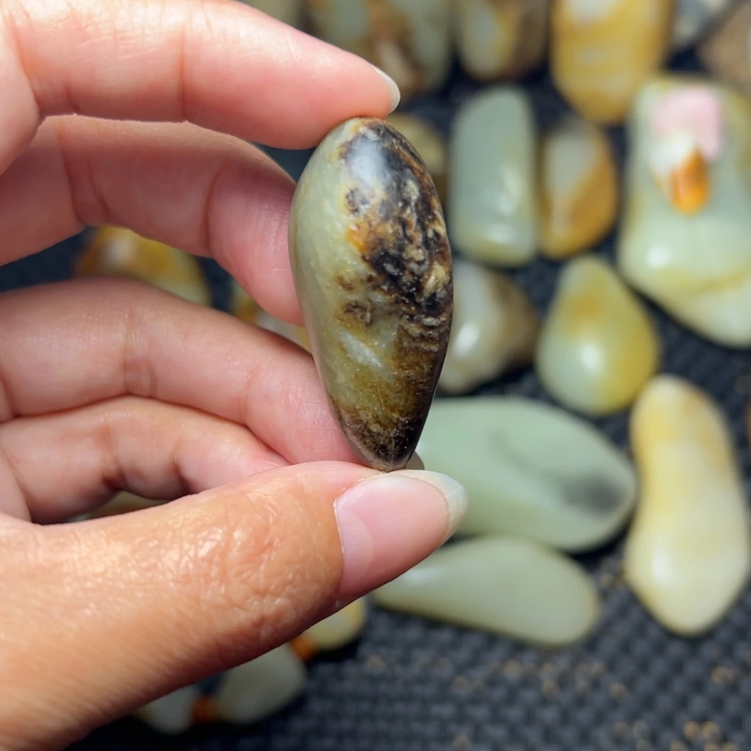 未镶嵌和田玉挂件A31