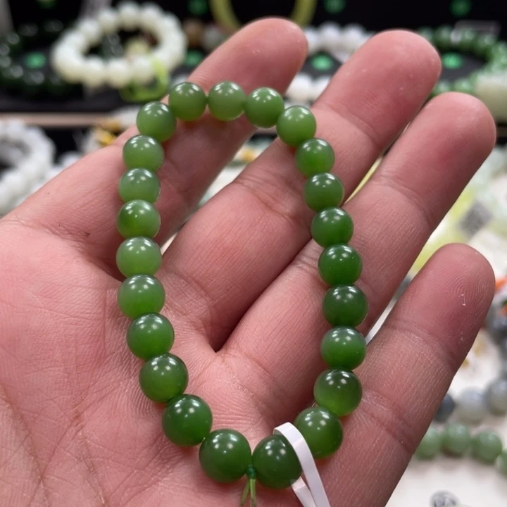 手链未镶嵌和田玉（碧玉）碧玉卡8