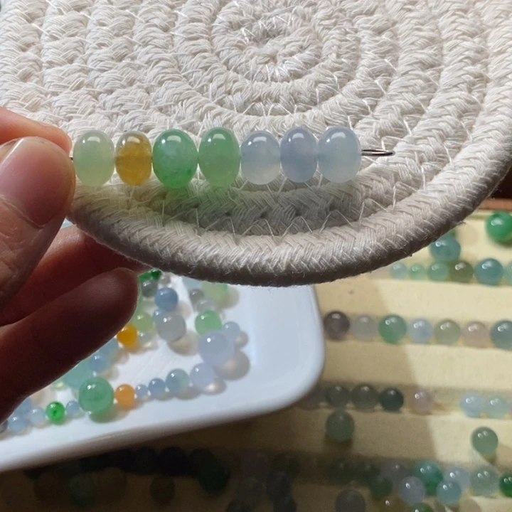 宇***晨翡翠散珠9+10+天然翡翠A货散珠