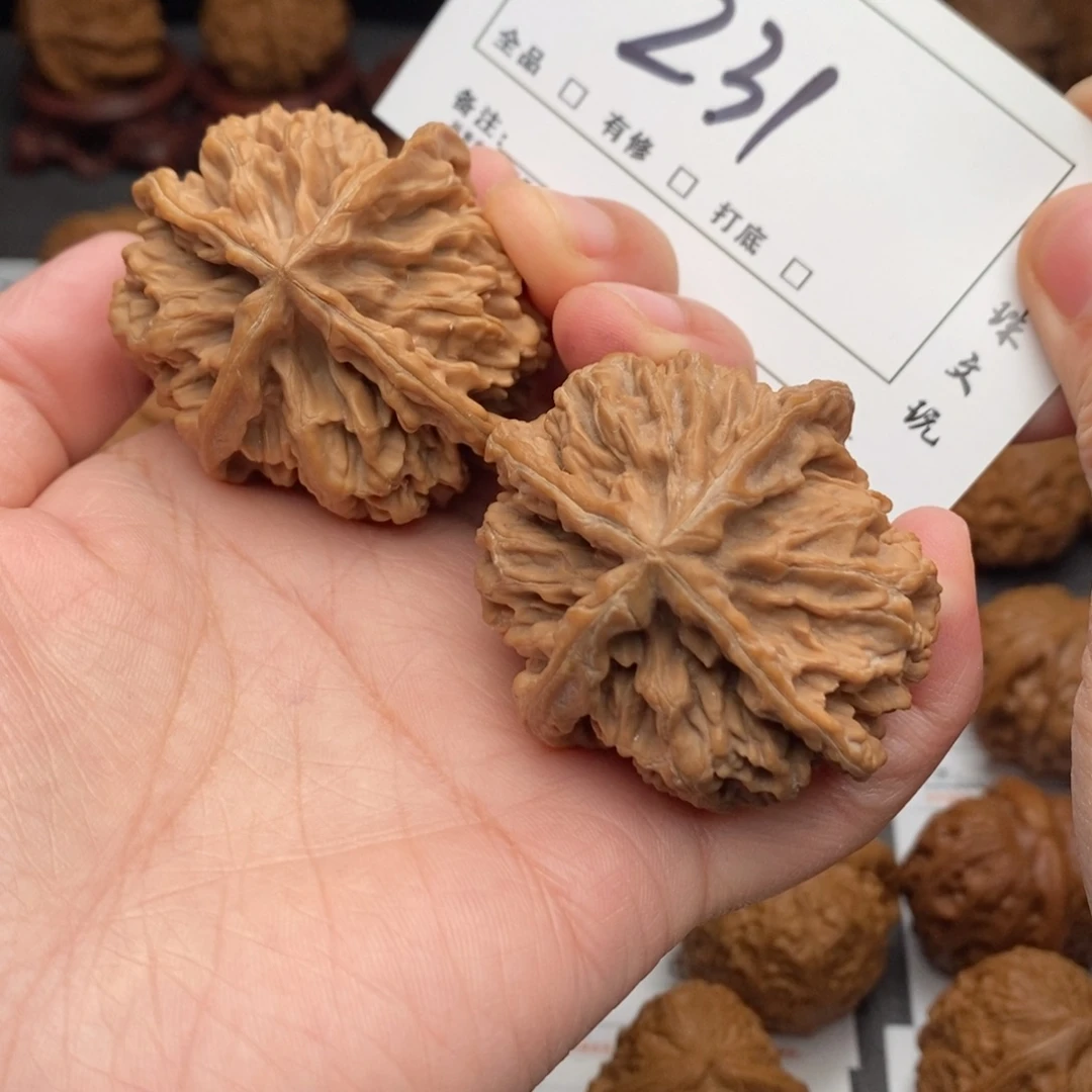 文玩核桃吊坠444842全品帝王四棱231