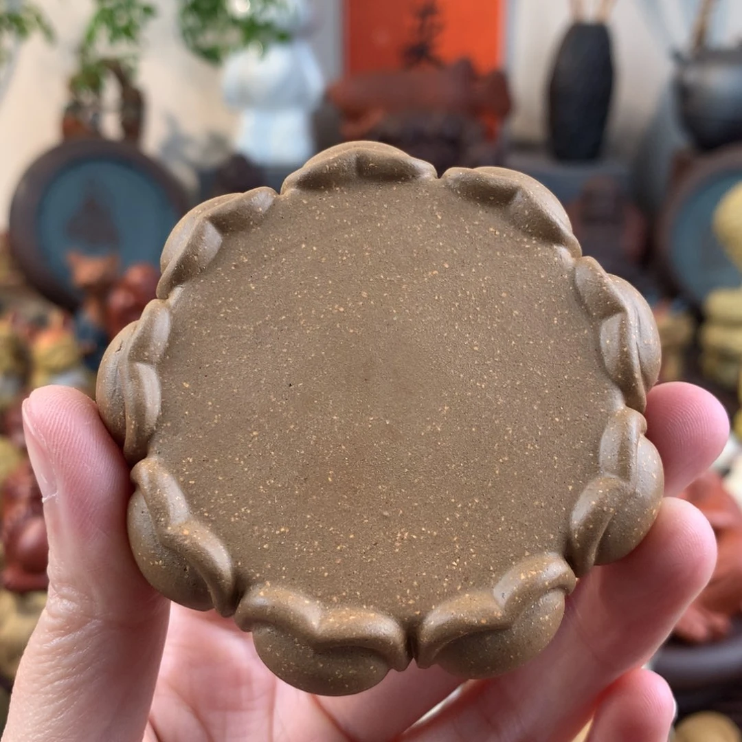 紫砂茶宠莲花台小号老段泥直径约7.5cm左右