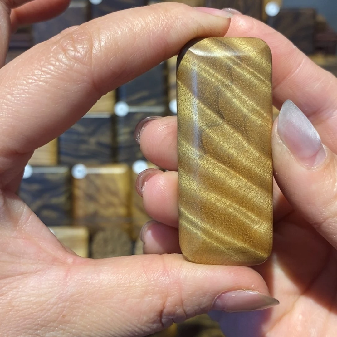 金丝楠无事牌y****一金丝楠木小叶桢楠