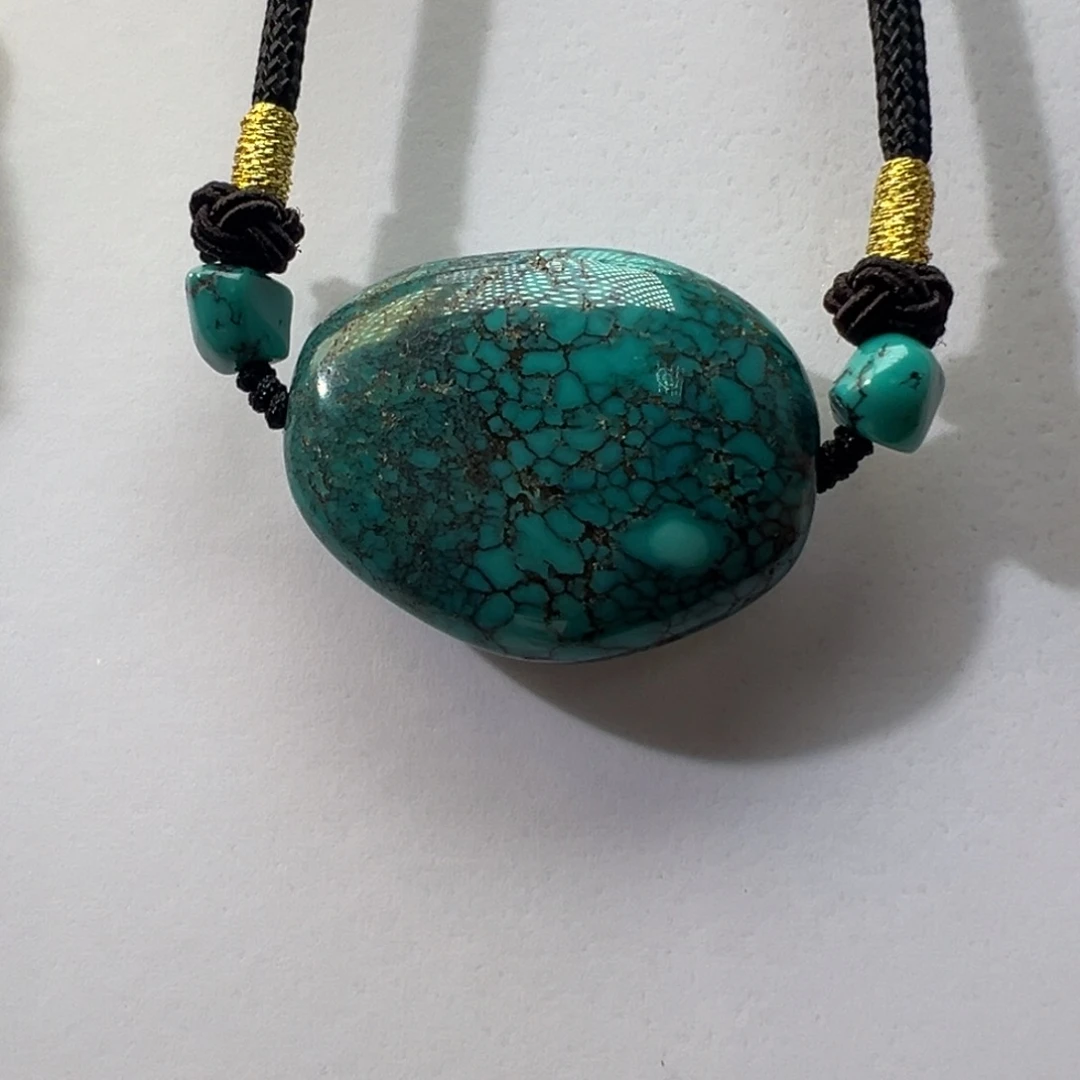 绿松石未镶嵌挂件