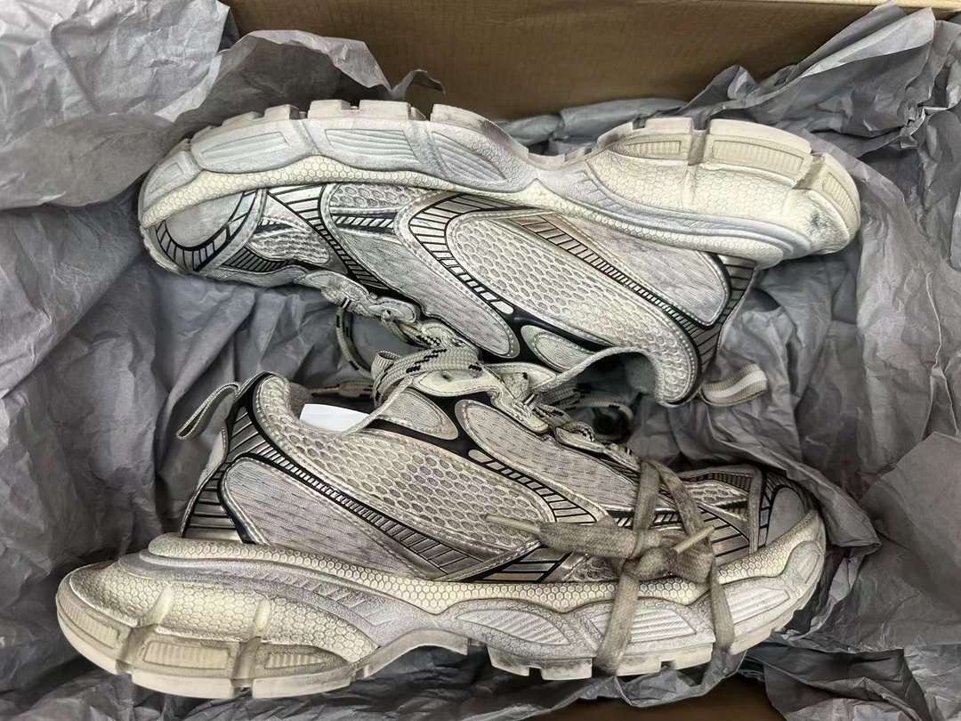 99新 Balenciaga/巴黎世家 39码 3Xl香槟色 99新 00089