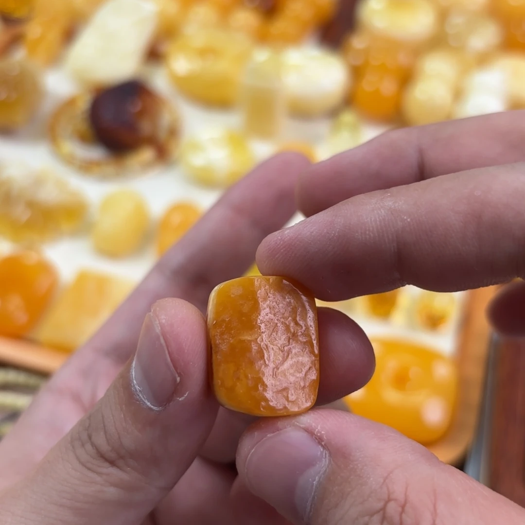 蜜蜡未镶嵌裸石牌子