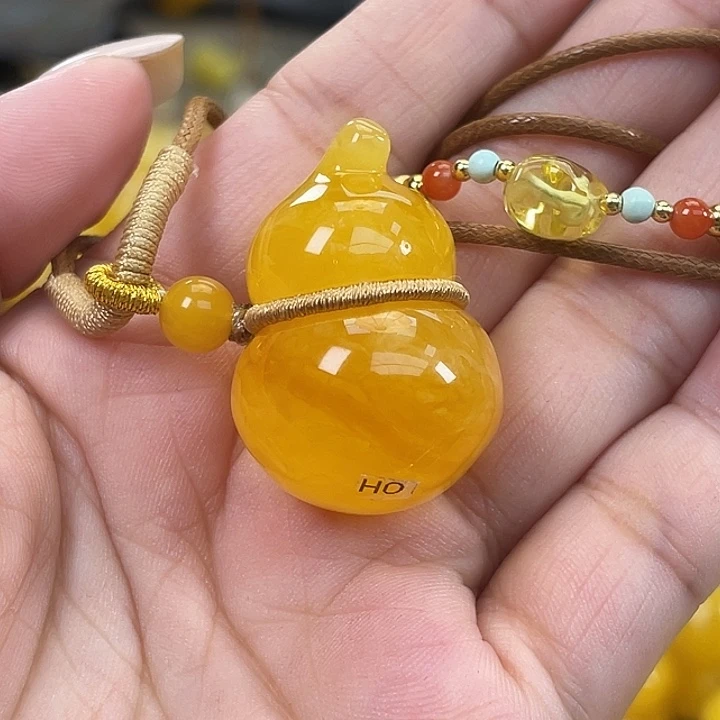 琥珀未镶嵌珠宝奇石h10