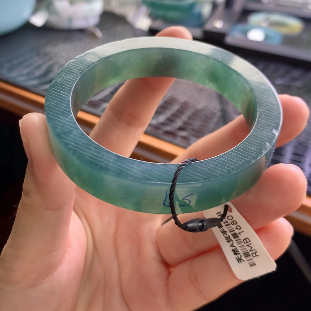 未镶嵌纯天然翡翠A货定制翡翠