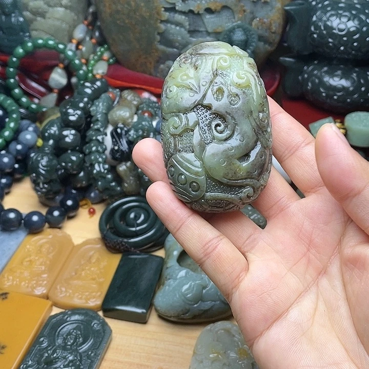 和田玉未镶嵌挂件