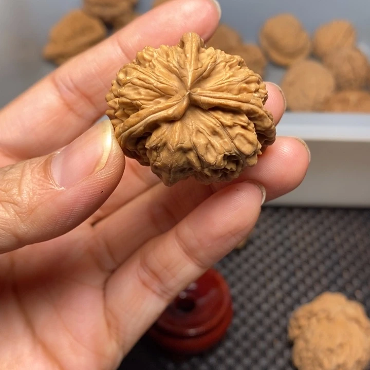 z***x吊坠文玩核桃文玩核桃异形单只