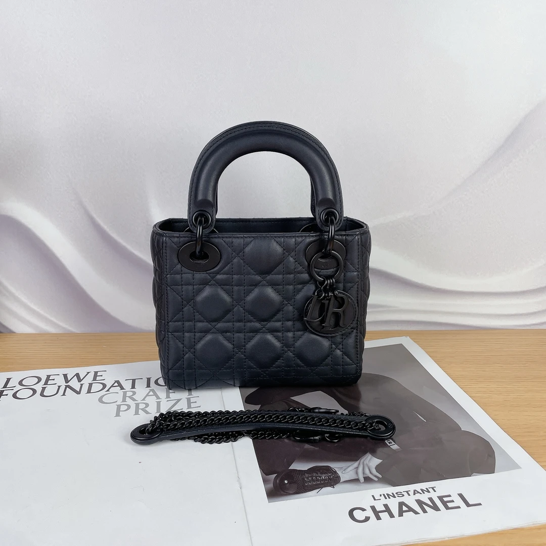 99新 DIOR/迪奥 迪奥/Dior 黑色哑光牛皮藤格纹 三格磨砂戴妃包