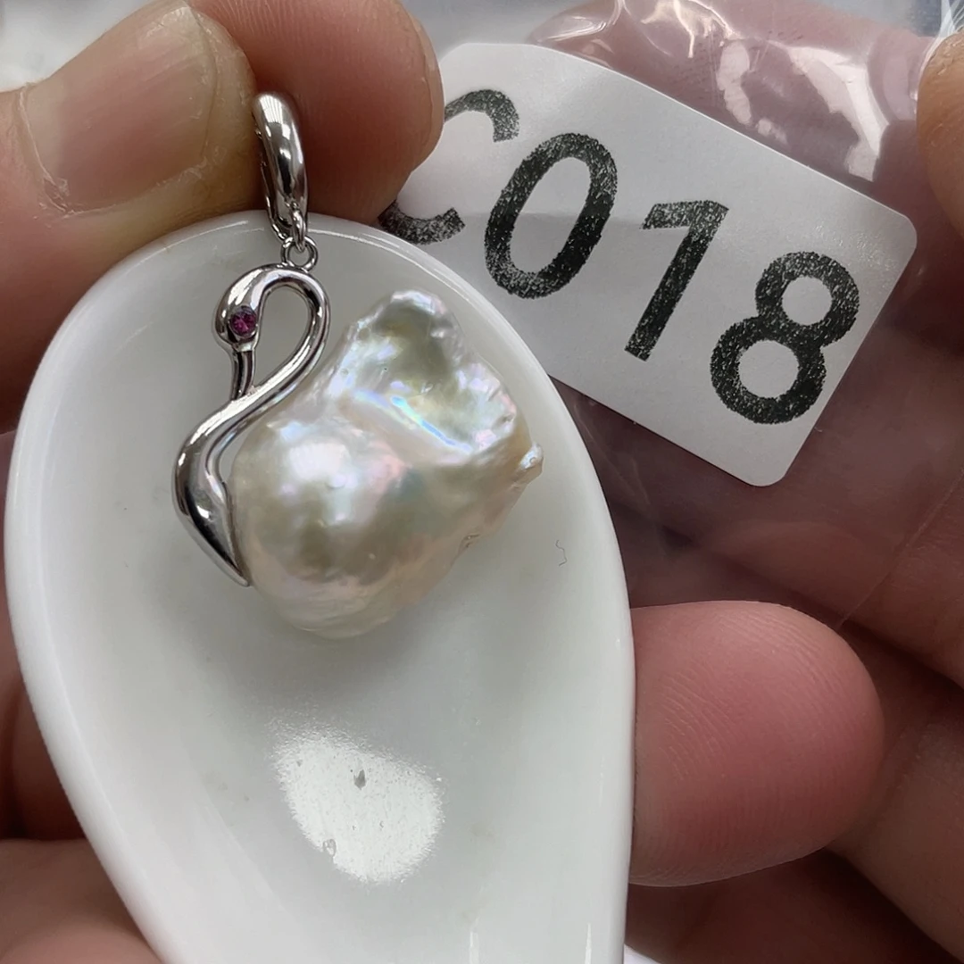 淡水珍珠颈饰银S925镶嵌浅**然