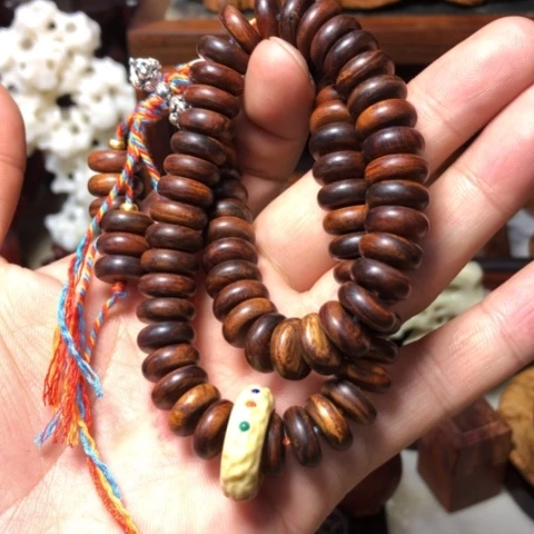 黄花梨/降香黄檀持珠