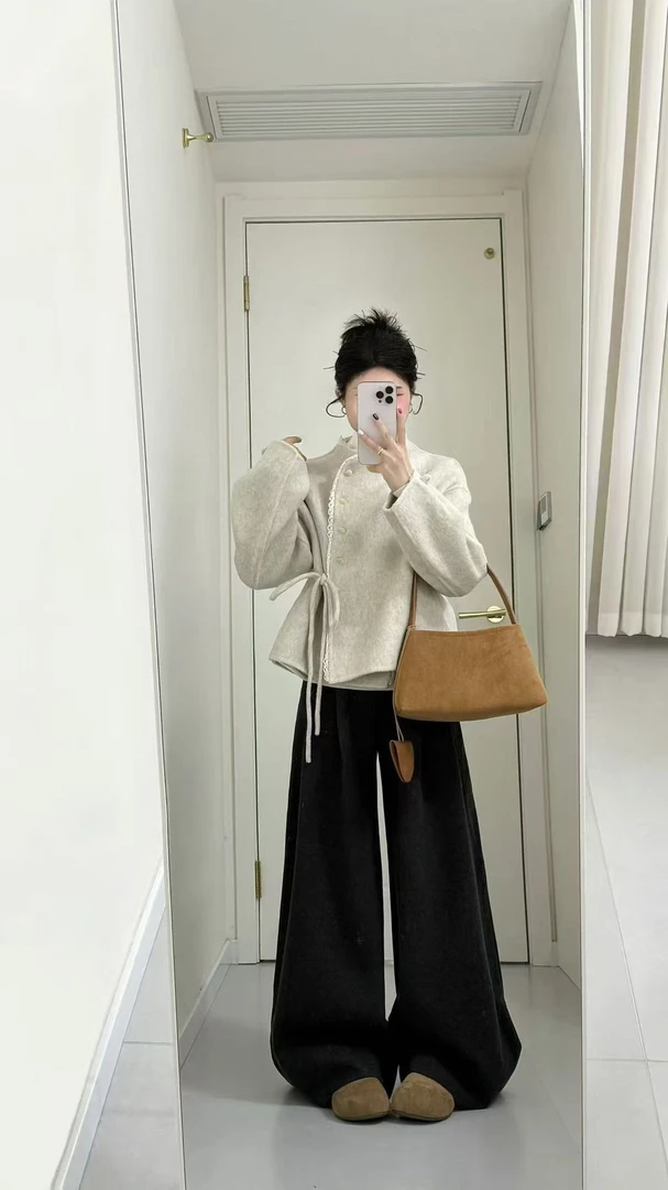 2025秋冬新款韩系穿搭小香风蕾丝蝴蝶结毛呢外套休闲裤气质两件套