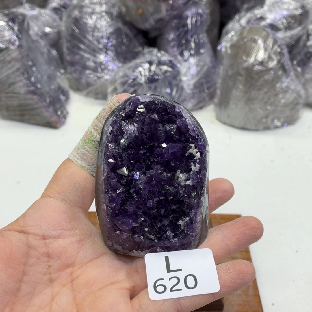 未镶嵌水晶摆件天然紫水晶