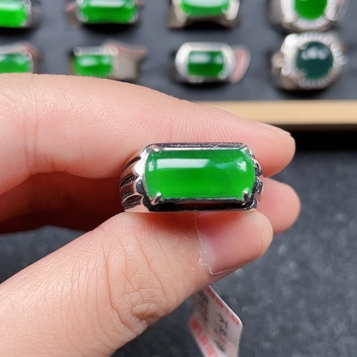 X****翡翠银S925镶嵌戒指没有运费险3660