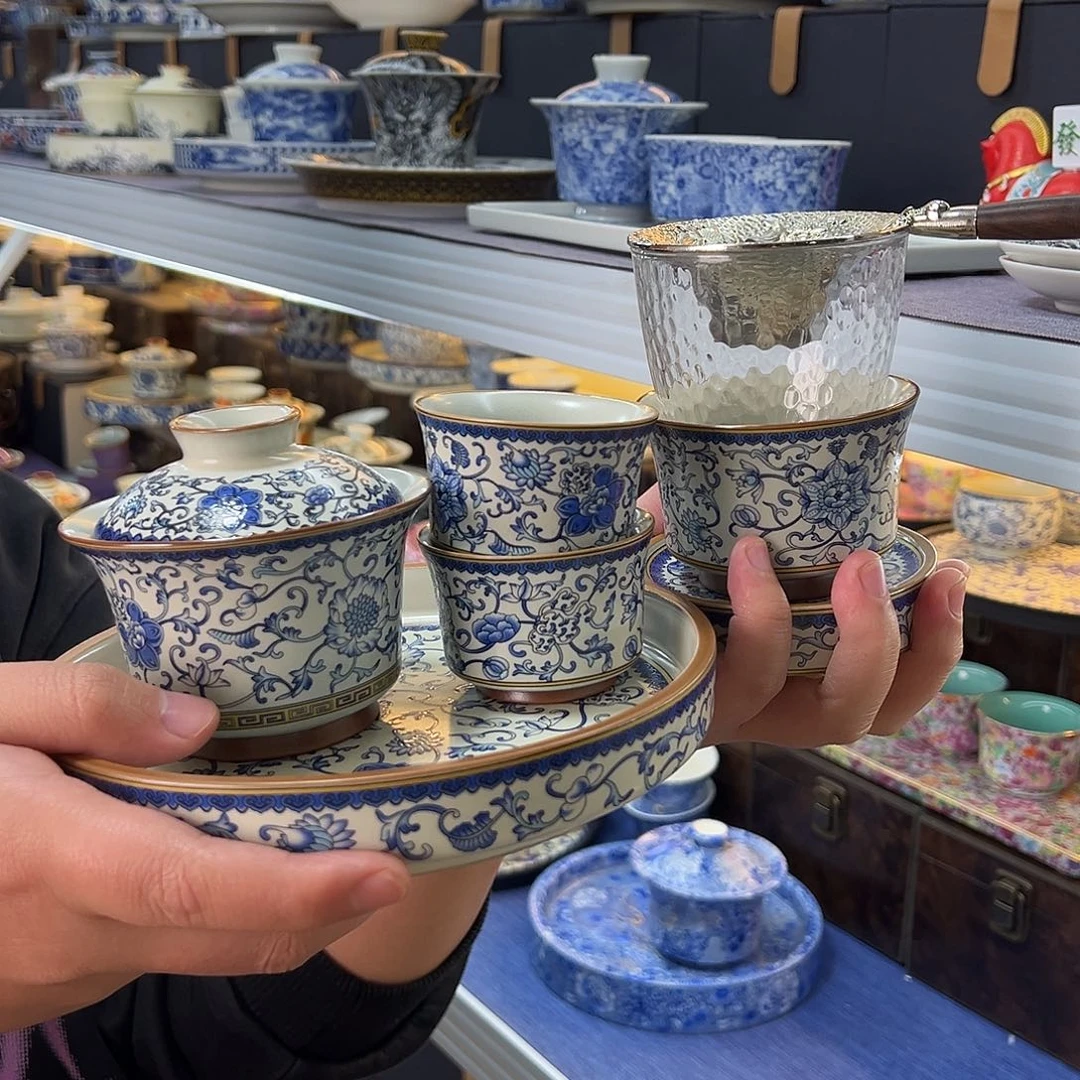 我们的目标是成为一个优秀的人