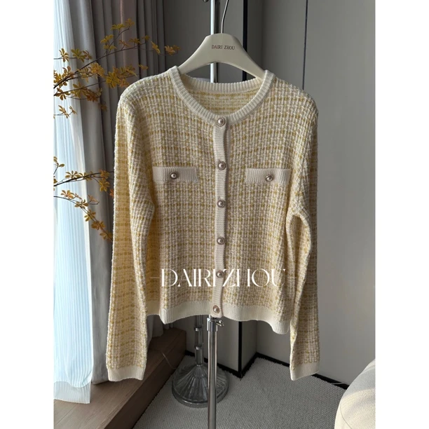 DAIRI  ZHOU▪️折纸情书   46.7%羊毛黄色小香风针织开衫简约百搭