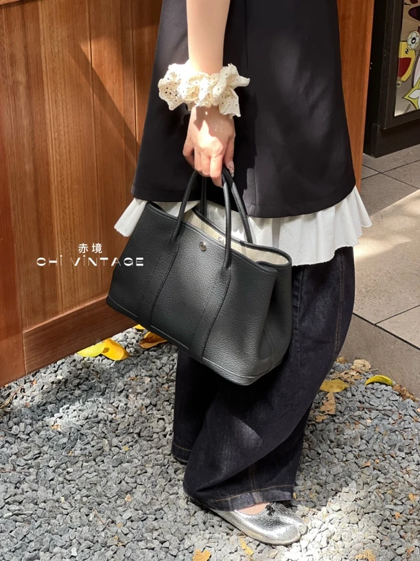 95新 Hermes/爱马仕 5830 黑色花园graden 30手提包