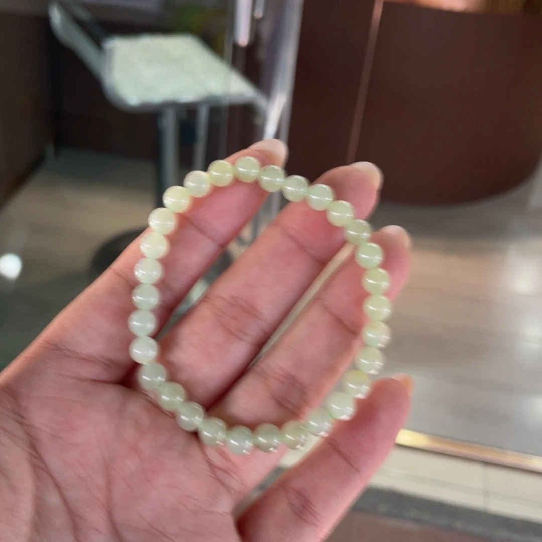 和田玉未镶嵌手串