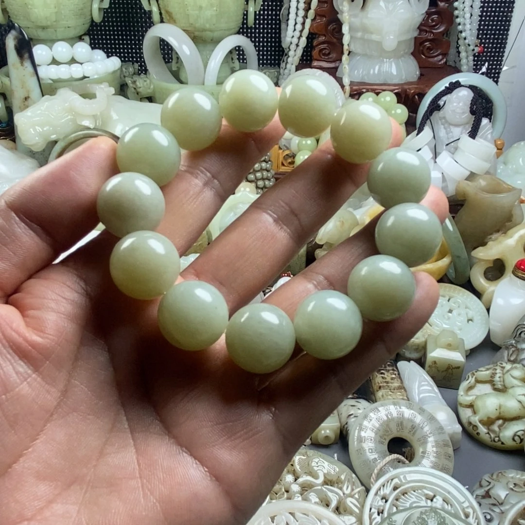 万***意和田玉（糖玉）未镶嵌颈饰