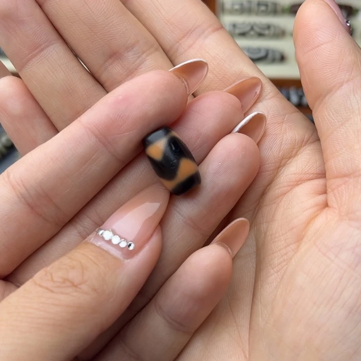 玛瑙/玉髓珠宝半成品未镶嵌飕*的