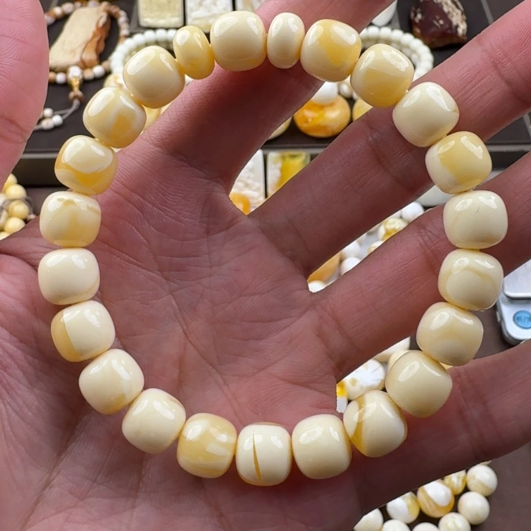 未镶嵌琥珀裸石蜜蜡