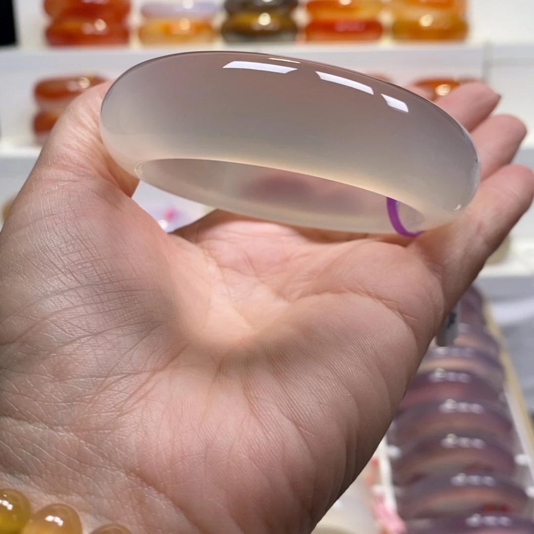 玛瑙/玉髓未镶嵌手镯