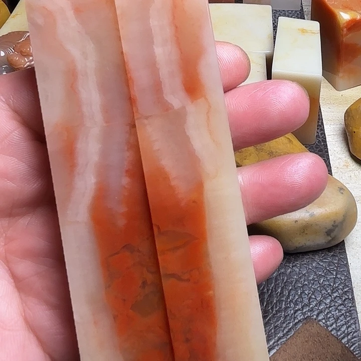 老挝石精美杜陵体两个