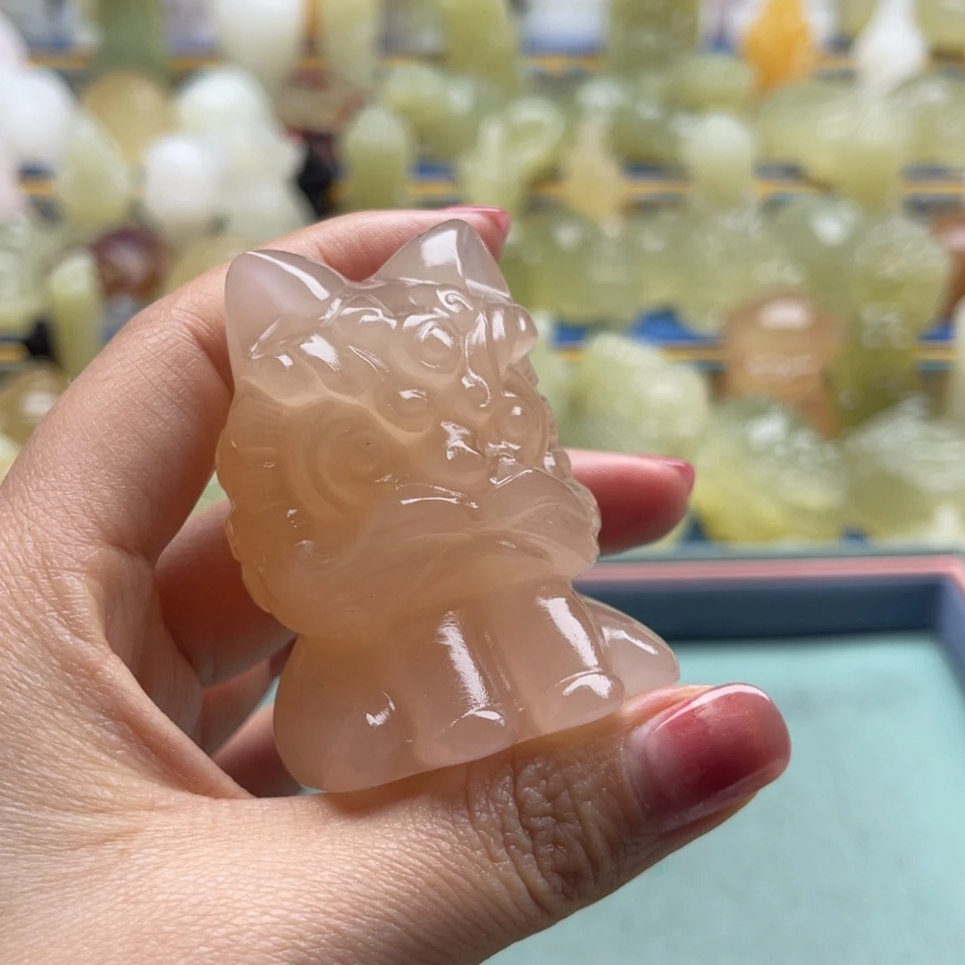 张***、天然雕刻桌面小摆件