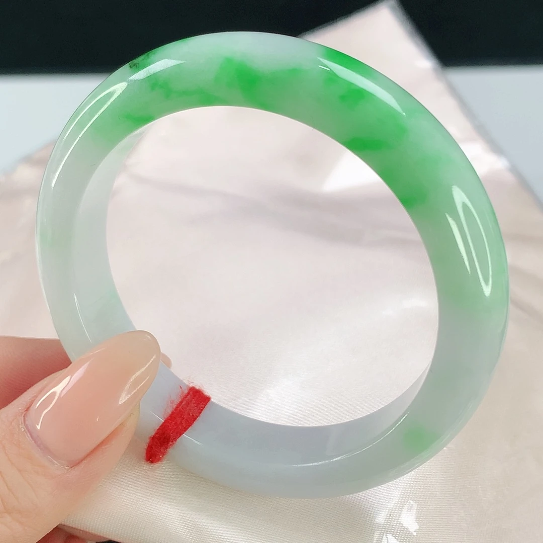 未镶嵌手镯翡翠812