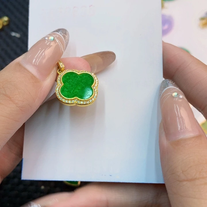 颈饰未镶嵌翡翠天然翡翠