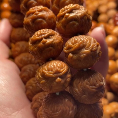 手串猴头核桃和*贵舞台
