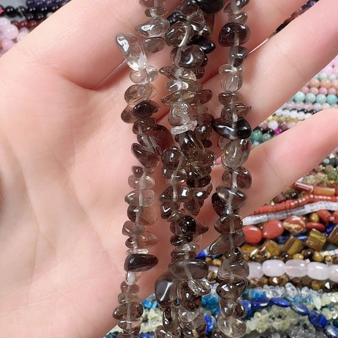 玛瑙/玉髓未镶嵌珠宝半成品茶晶碎石一条