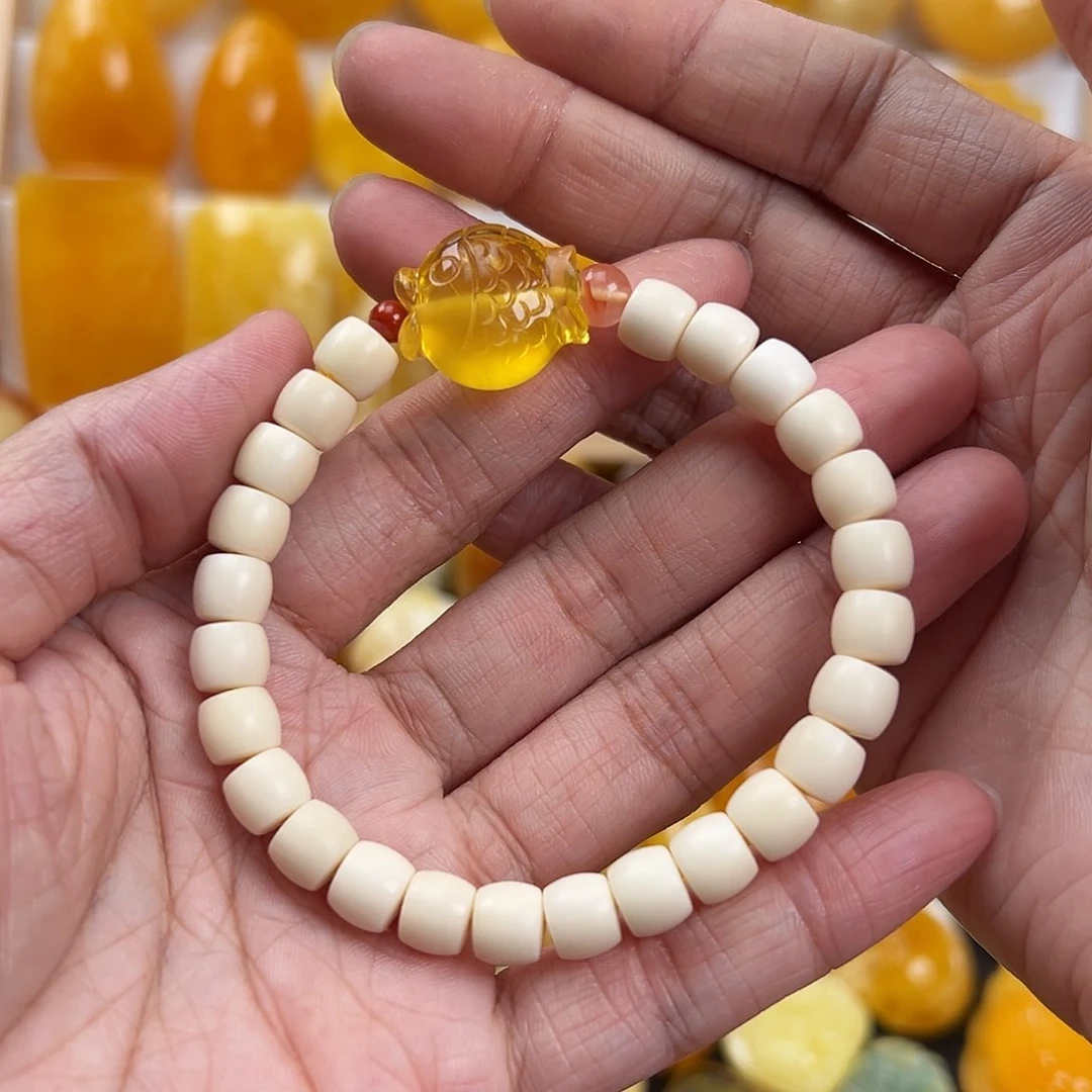 菩提吊坠未镶嵌梦*蜜蜡