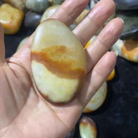 不***…和田玉（糖玉）未镶嵌车挂