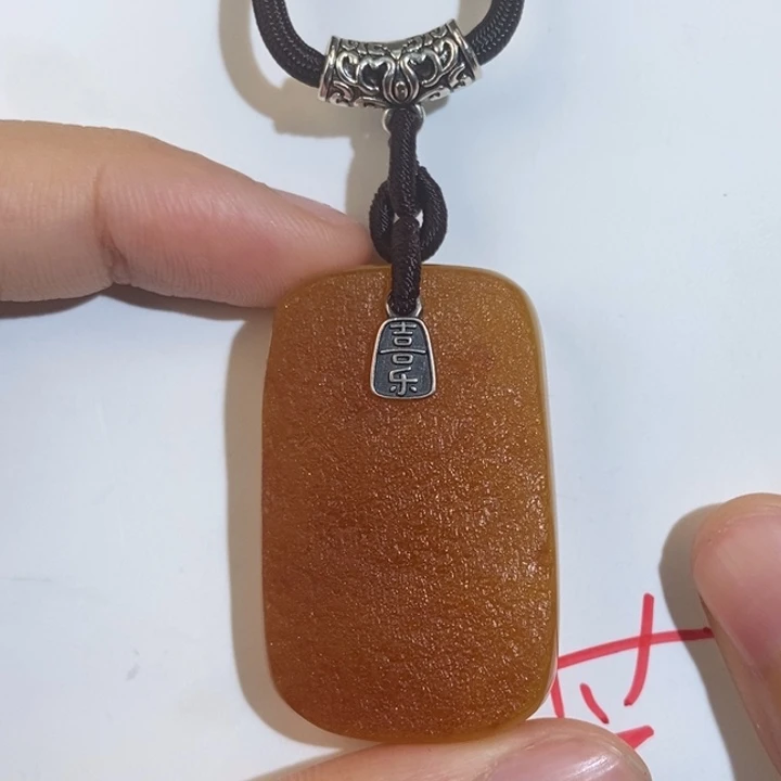 定制琥珀未镶嵌琥珀