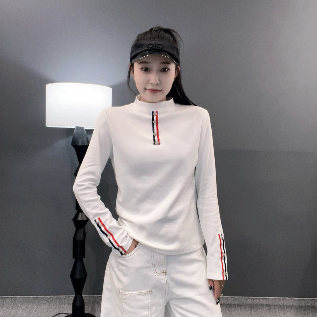 【花芊芊供应店】长袖常规T恤女纽扣修身型常规款休闲风圆领上衣068