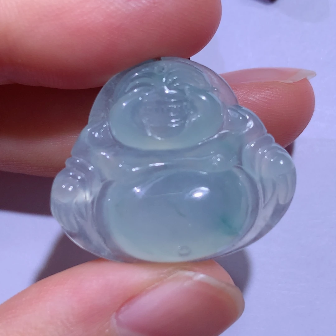 翡翠颈饰未镶嵌佛公