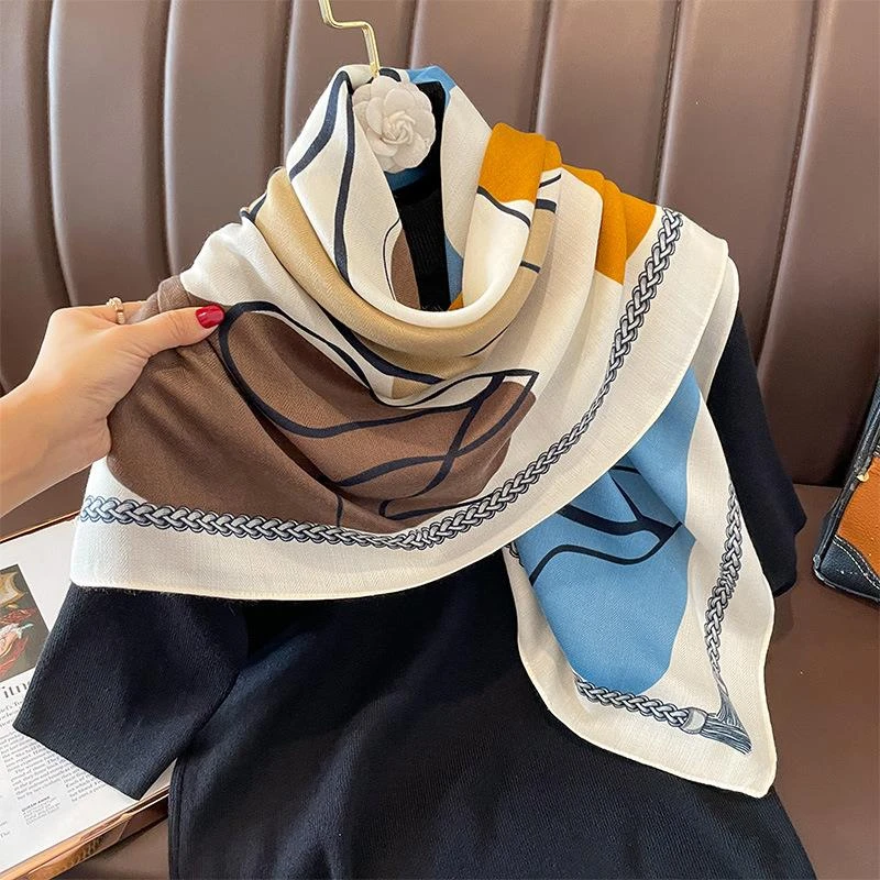 90厘米大方巾春秋季新款2025洋气百搭领巾防晒披肩围巾仿丝毛丝巾