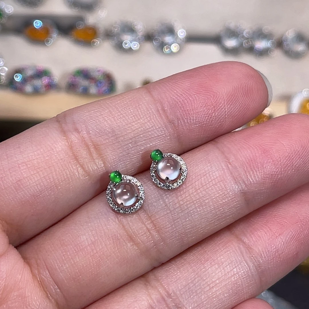 翡翠18K金镶嵌耳饰玻璃种冰蛋