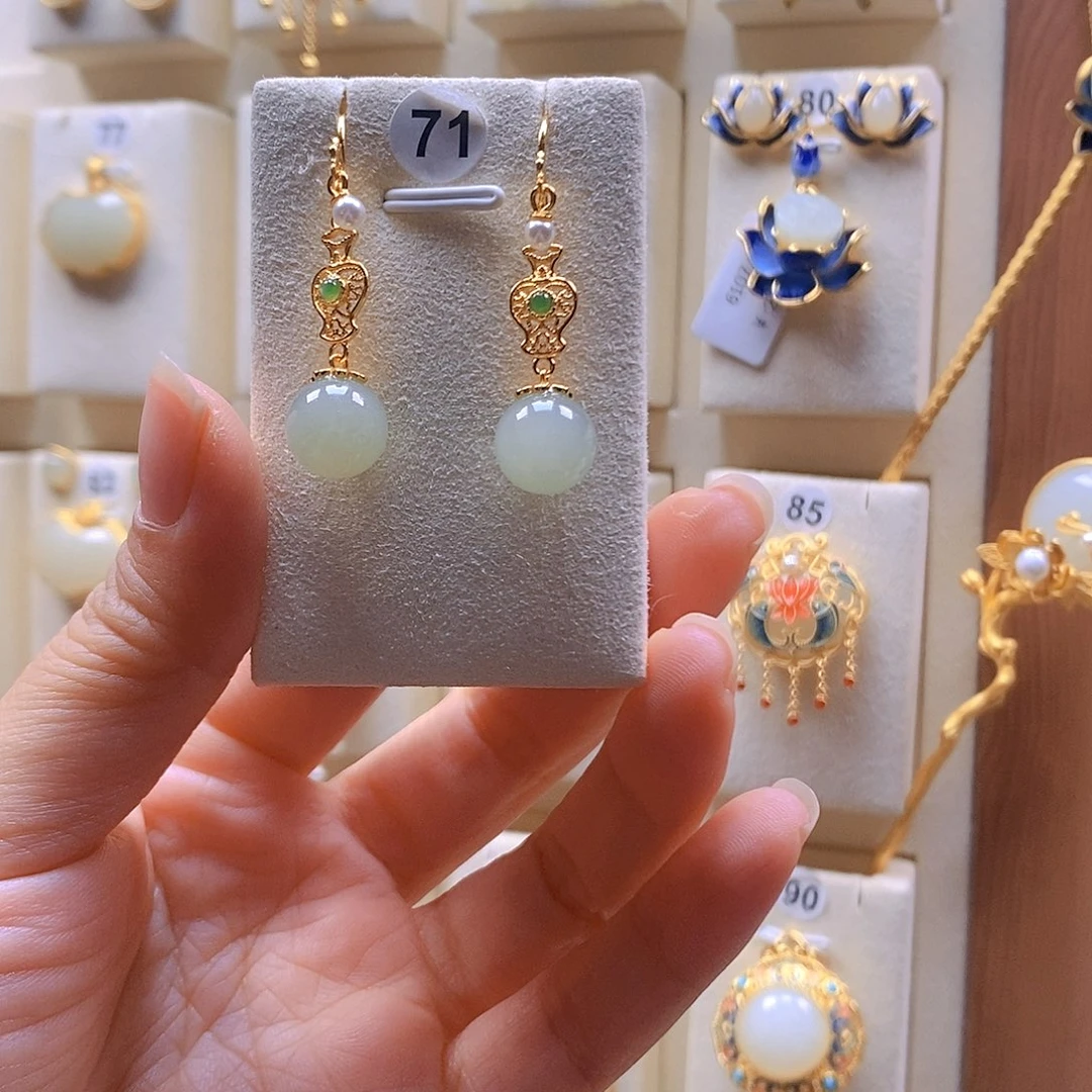 颈饰银S925镶嵌和田玉