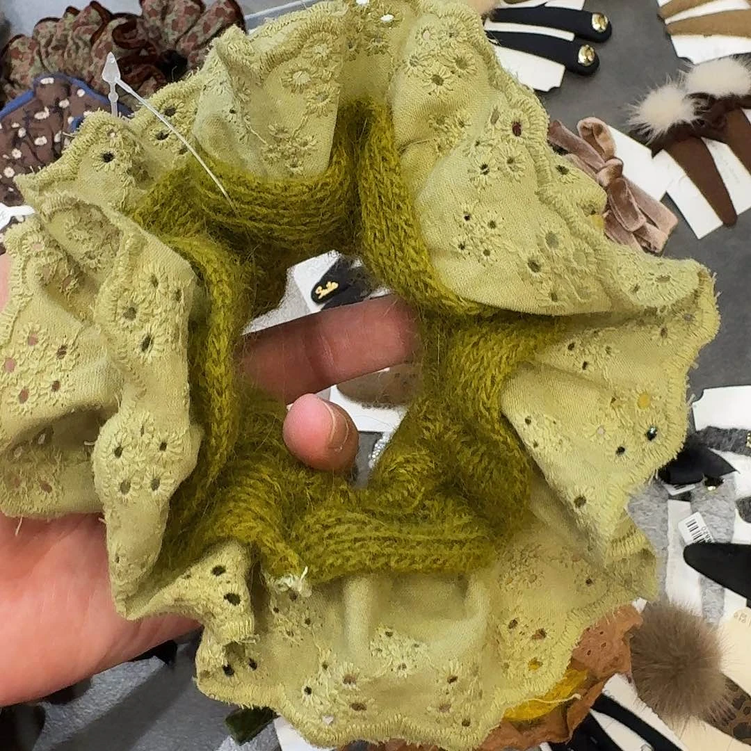 非金属绿色毛线发圈