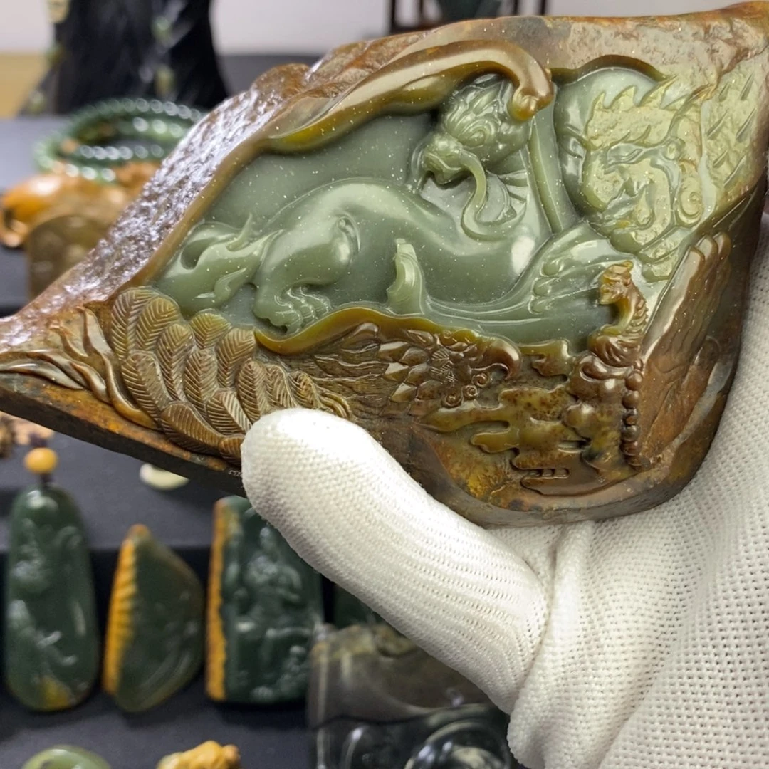 岫岩河磨玉（透闪石质玉）未镶嵌摆件