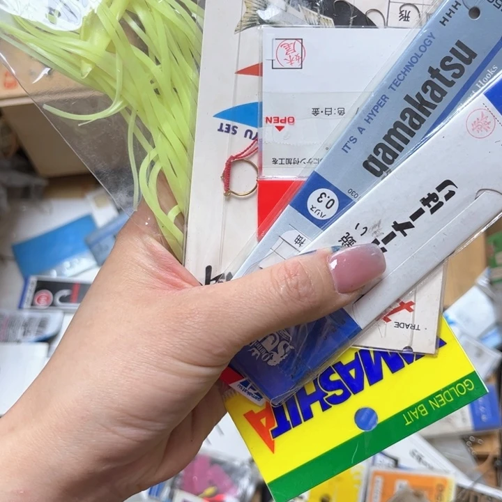 中古饰品，合金首饰哈****宇